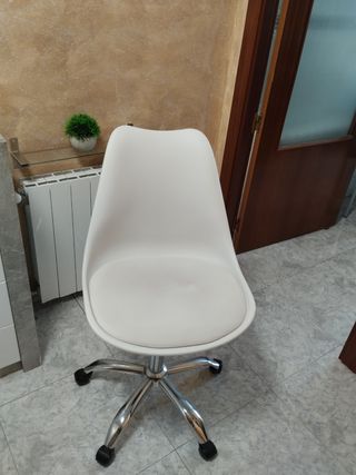 Silla de escritorio moderna