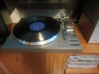 Equipo de música vintage Rotel Plata/Negro