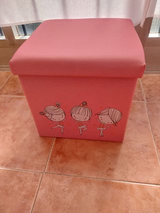 Taburete, Puff de almacenamiento rosa. NUEVO