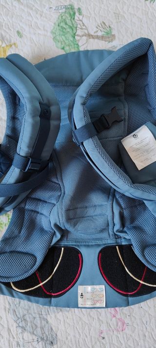 Mochila Porteo Ergobaby Adapt Azul+ funda invierno