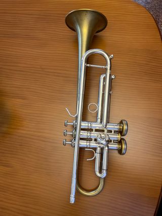 Trompeta Stomvi Titán
