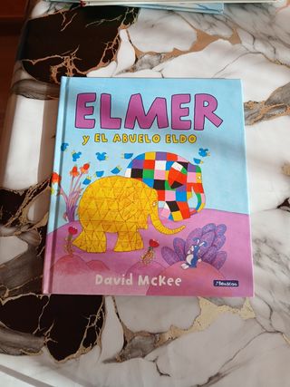 El reno perdido de Santa (Spanish Edition)