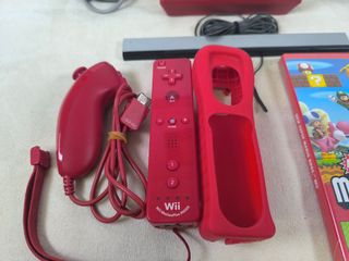 Nintendo Wii Mini Roja + Super Mario Bros Wii