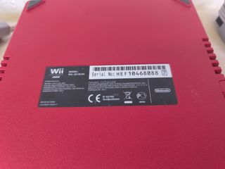 Nintendo Wii Mini Roja + Super Mario Bros Wii