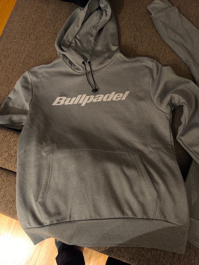 Sudaderas Bullpadel Hombre y Mujer