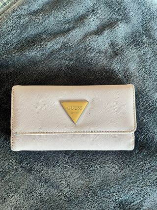 Monedero Guess Rosa