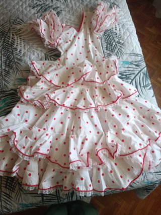 Vestido Flamenca Lunares Rojos. Sin marca