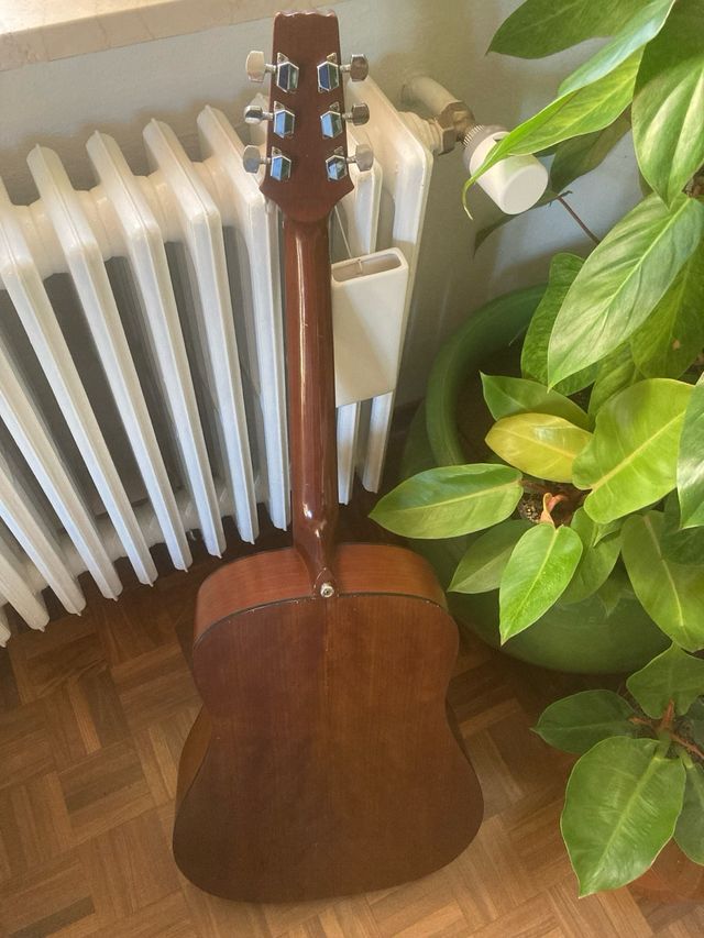 Chitarra Acustica Aria