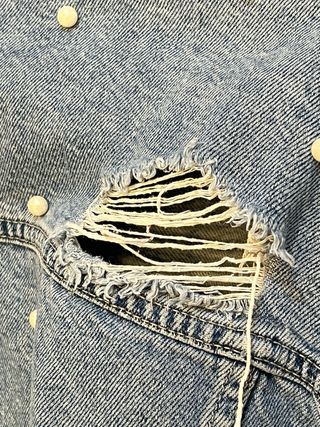 Chaqueta vaquera Pull&Bear con perlas