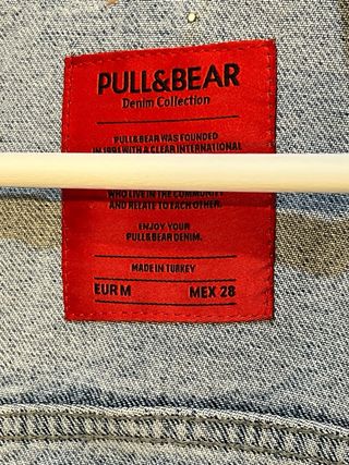Chaqueta vaquera Pull&Bear con perlas