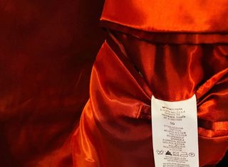 Traje de Fórmula Joven