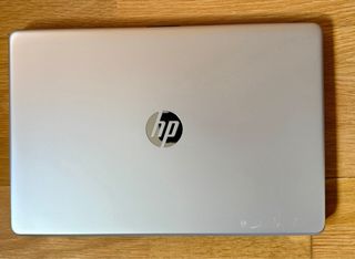 Portátil HP 15-bs027ns Gris. 15”