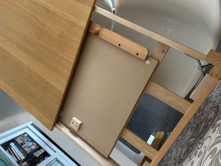 Mesa de comedor de madera