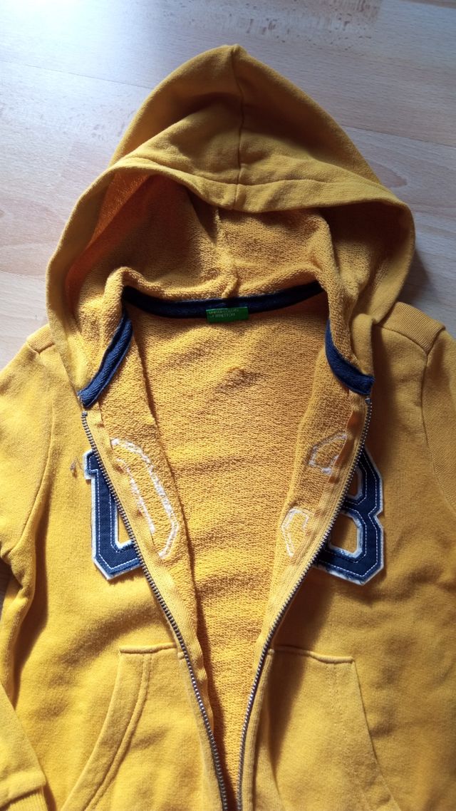 Sudadera Benetton mostaza UCB