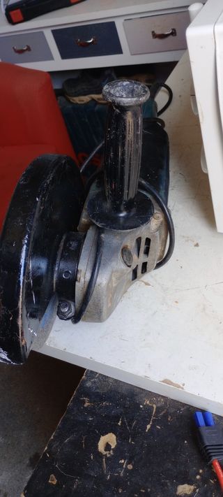 Radial grande, posible cambio escobillas