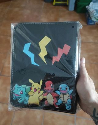 Album carte Pokémon Bulbasaur, Pikachu, Charmander