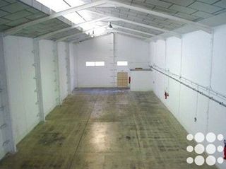 Nave industrial en alquiler en Casagemes - Canyadó en Badalona