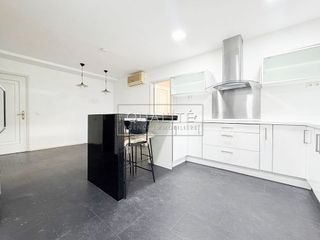 Casa pareada en alquiler en Piovera - Conde Orgaz en Madrid