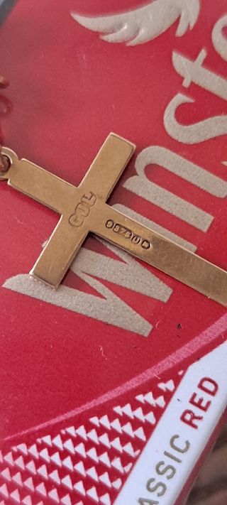 Cruz de oro 9K
