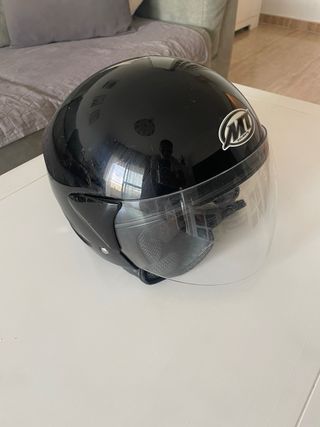 Casco MT con visera Talla M