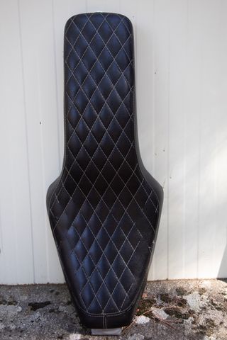 Asiento Custom Biltwell Negro Acolchado