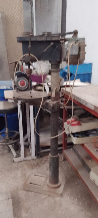 Taladro de columna