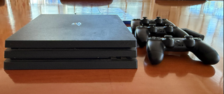 PS4 Pro 1TB + 3 Mandos + Juegos + Powerbank