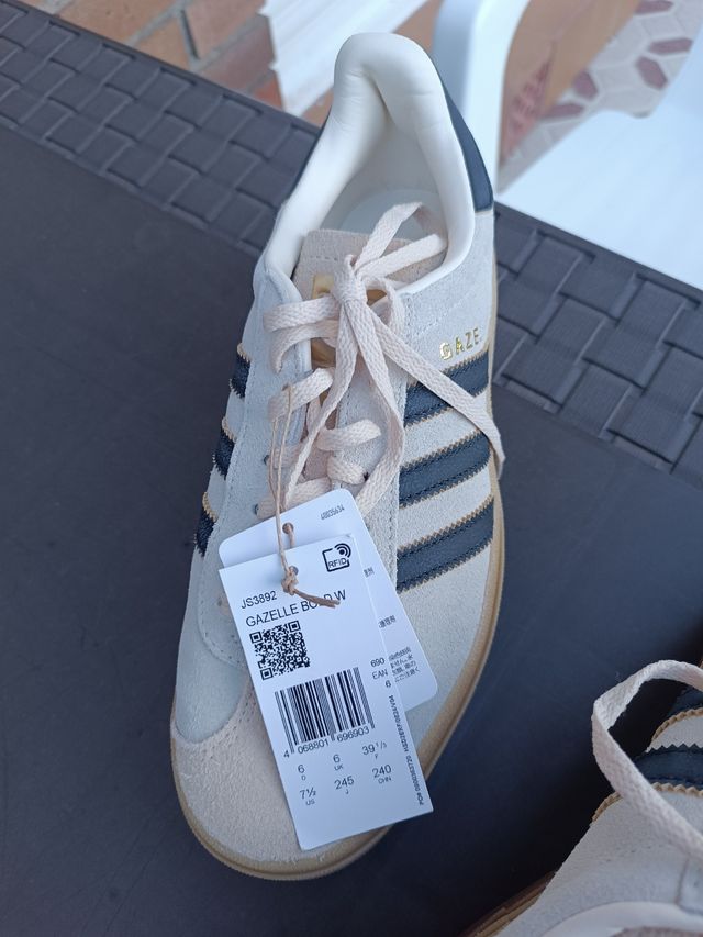 Adidas Gazelle Beige y Negro