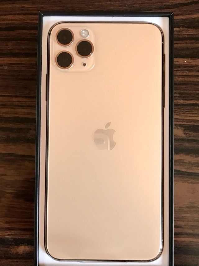iPhone 11 Pro Max Dorado