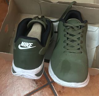 Nike Cortez Talla 42 Verde Oliva