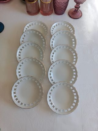 10 Platillos de Pan Porcelana Blanco y Dorado