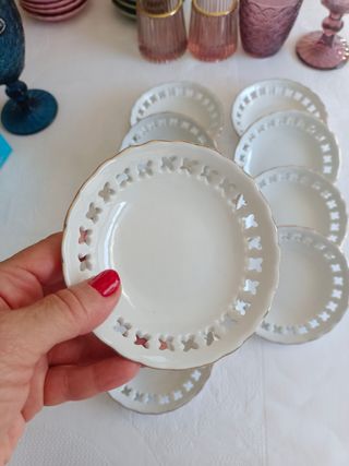 10 Platillos de Pan Porcelana Blanco y Dorado
