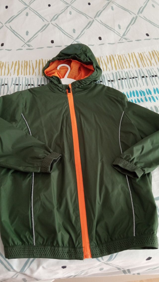 Chubasquero cortavientos Lefties verde