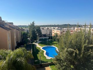 Ático en venta en Aljamar en Tomares