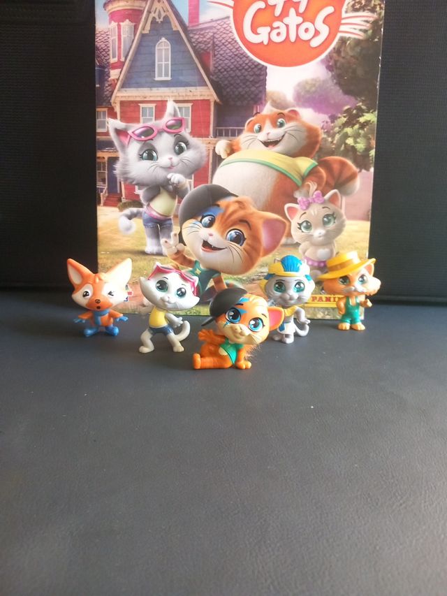 Figuras 44 Gatos, 6 figuras