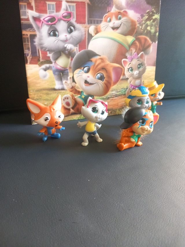 Figuras 44 Gatos, 6 figuras