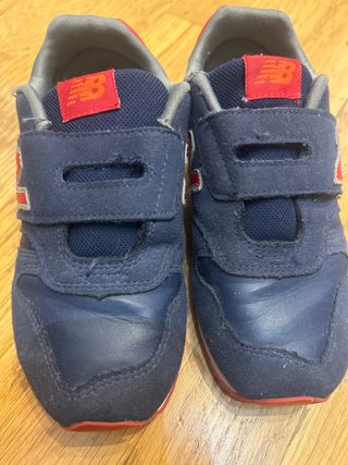 Zapatillas New Balance Azul y Rojo