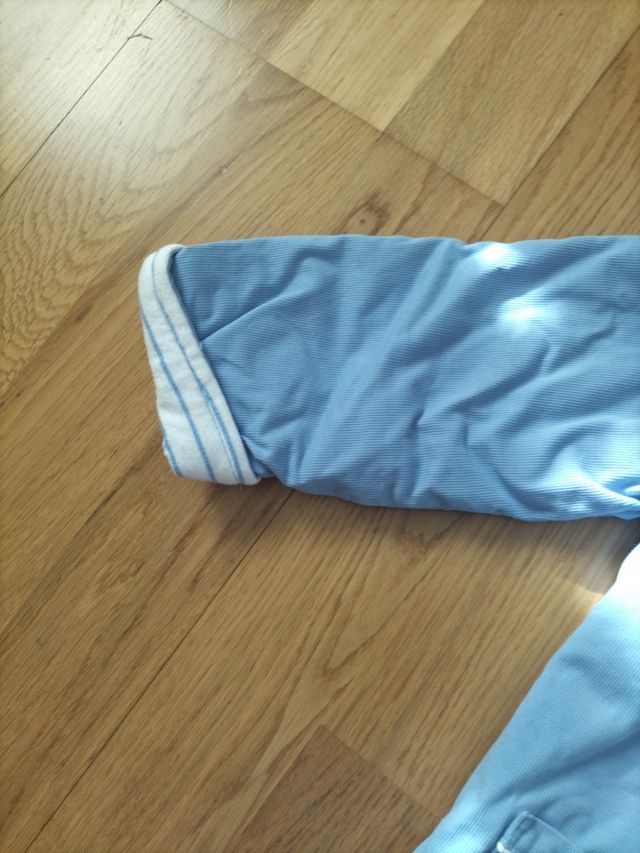 Chaqueta con capucha azul 18-24 meses