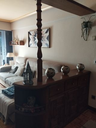 Mueble separador de madera