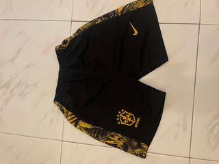 Conjunto Brasil Negro y Amarillo