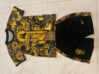 Conjunto Brasil Negro y Amarillo