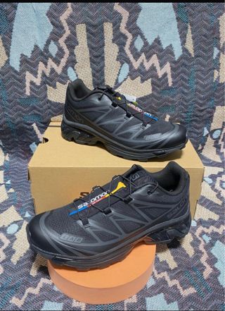 Salomon XT6 Negras Talla 40 Nuevas con Etiqueta