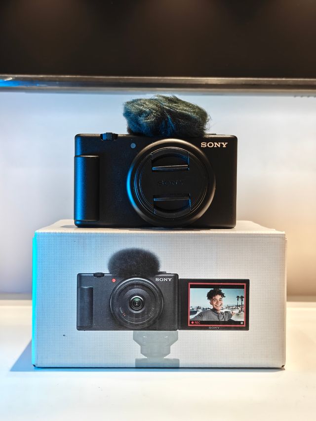 NUEVA | SONY ZV-1F