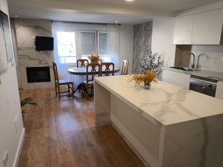 Piso en alquiler en Carballo