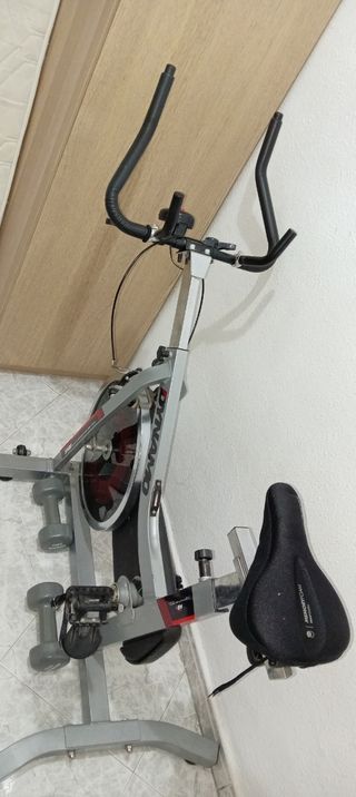 Bicicleta de ejercicio DYNAMO