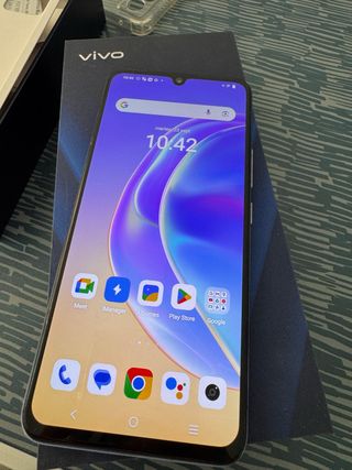 Vivo V21