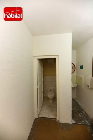 Local comercial en venta en Ensanche en Pamplona