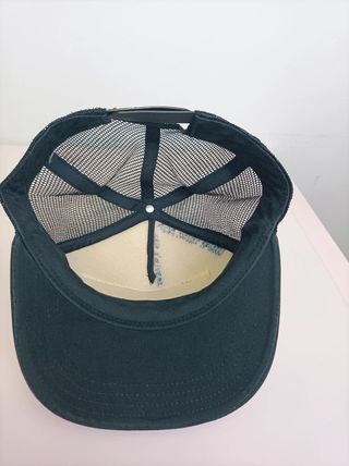 Gorra Vans Trucker Diseño Lunares