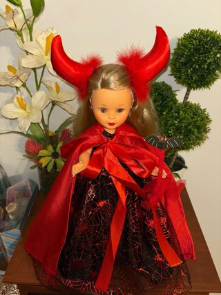 Muñeca Nancy Reedición Vestida Diablesa Artesanal