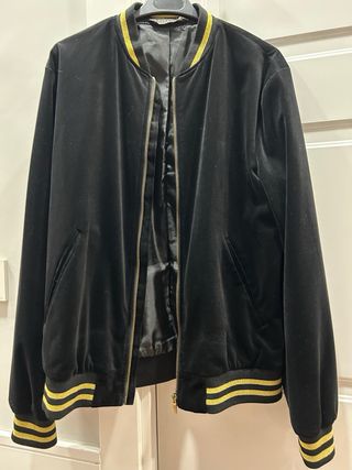 Bomber Jacket Terciopelo Negro y Dorado